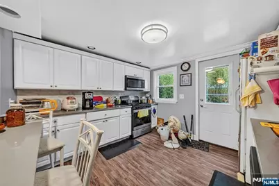 111 Madison Avenue, Cresskill, NJ 07626 - Photo 18