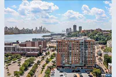 512 Hudson Park 512 #512, Edgewater, NJ 07020 - Photo 1