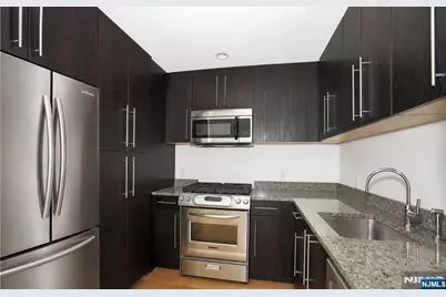 512 Hudson Park 512 #512, Edgewater, NJ 07020 - Photo 14
