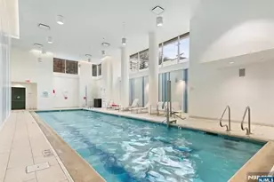512 Hudson Park 512, Edgewater, NJ 07020 - Photo 20