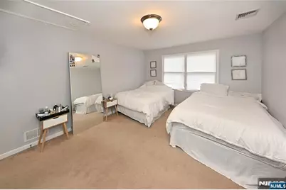 253 Madison Avenue, Wyckoff Township, NJ 07481 - Photo 8