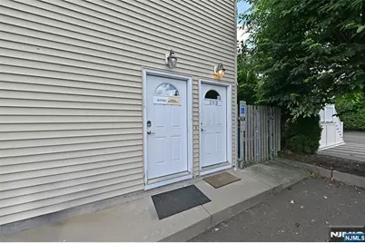 253 Madison Avenue, Wyckoff Township, NJ 07481 - Photo 12