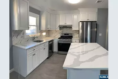 9006 Palisade Plaza Ground Floor #GROUND FLOOR, North Bergen, NJ 07047 - Photo 12