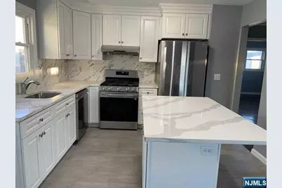 9006 Palisade Plaza Ground Floor #GROUND FLOOR, North Bergen, NJ 07047 - Photo 16