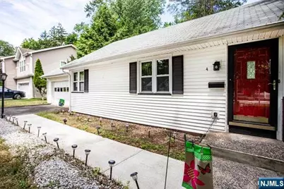 4 Beverly Road, Glen Rock, NJ 07452 - Photo 4