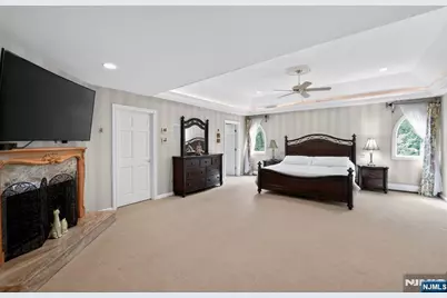 11 Pine Tree Drive, Saddle River, NJ 07458 - Photo 20