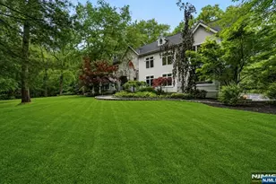 11 Pine Tree Dr, Saddle River, NJ 07458 - Photo 1