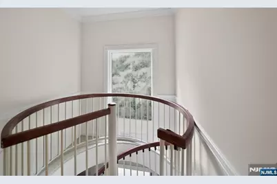 11 Pine Tree Drive, Saddle River, NJ 07458 - Photo 14