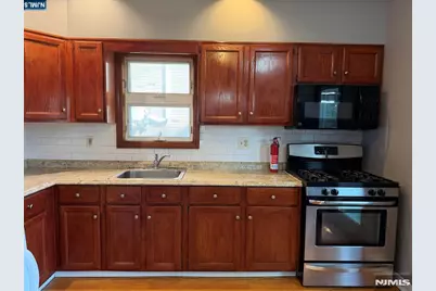236 E Palisades Boulevard, Palisades Park, NJ 07650 - Photo 12