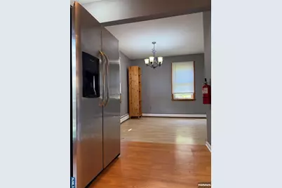 236 E Palisades Boulevard, Palisades Park, NJ 07650 - Photo 10