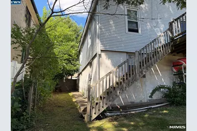 236 E Palisades Boulevard, Palisades Park, NJ 07650 - Photo 34