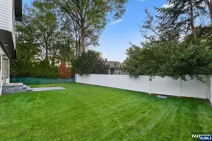 31-07 Morlot Ave, Fair Lawn, NJ 07410 - Photo 4