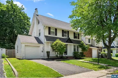 224 Van Orden Avenue, Leonia, NJ 07605 - Photo 2