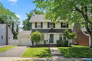 224 Van Orden Ave, Leonia, NJ 07605 - Photo 1