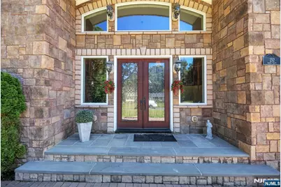 252 Mabel Place, Franklin Lakes, NJ 07417 - Photo 4