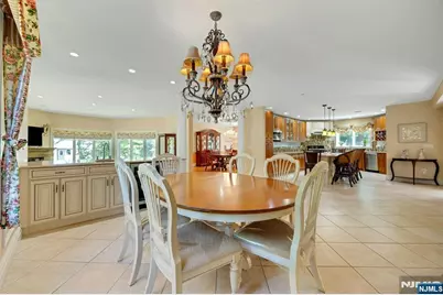 252 Mabel Place, Franklin Lakes, NJ 07417 - Photo 18