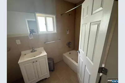 169 Plauderville Avenue, Garfield, NJ 07026 - Photo 12