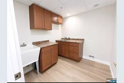 23 N Farview 6 #6, Paramus, NJ 07652 - Photo 6
