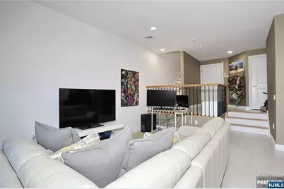 423 Lafayette Avenue, Cliffside Park, NJ 07010 - Photo 38