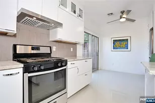 423 Lafayette Ave, Cliffside Park, NJ 07010 - Photo 16