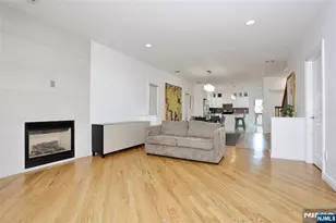 423 Lafayette Ave, Cliffside Park, NJ 07010 - Photo 8