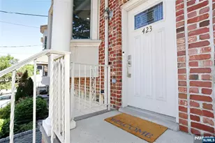 423 Lafayette Ave, Cliffside Park, NJ 07010 - Photo 4