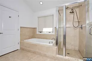 423 Lafayette Ave, Cliffside Park, NJ 07010 - Photo 30