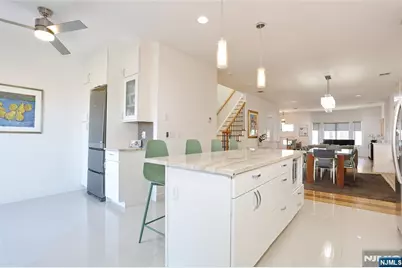 423 Lafayette Avenue, Cliffside Park, NJ 07010 - Photo 18