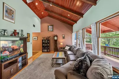 42 Goldfinch Lane, West Milford, NJ 07421 - Photo 24