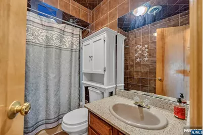 42 Goldfinch Lane, West Milford, NJ 07421 - Photo 26