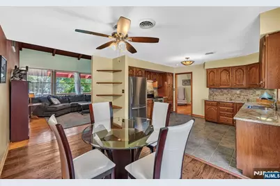 42 Goldfinch Lane, West Milford, NJ 07421 - Photo 6