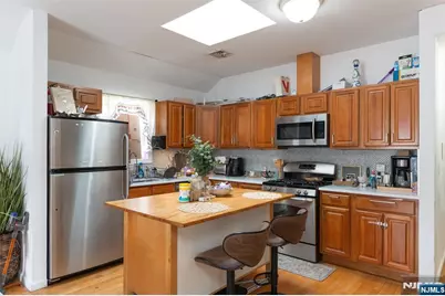 260 Custer Avenue 2 #2, Jersey City, NJ 07305 - Photo 2