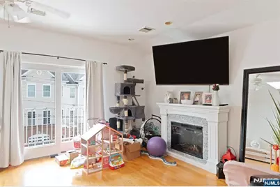 260 Custer Avenue 2 #2, Jersey City, NJ 07305 - Photo 1