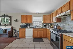 503 Prospect St, Hasbrouck Heights, NJ 07604 - Photo 16