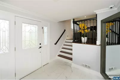 154 Middlesex Avenue, Paramus, NJ 07652 - Photo 16