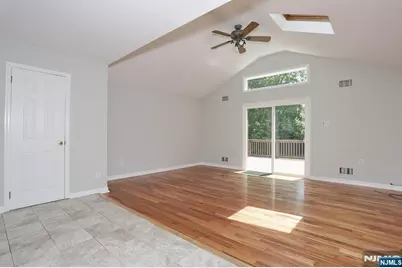 48 Momar Drive, Bergenfield, NJ 07621 - Photo 16