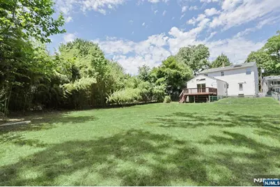 48 Momar Drive, Bergenfield, NJ 07621 - Photo 34