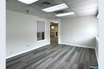 961 Teaneck Road, Teaneck Township, NJ 07666 - Photo 8