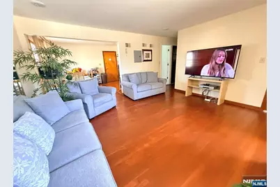 10 Millo Court 2 #2, Little Ferry, NJ 07643 - Photo 4