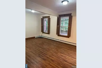 55 Garden Avenue 1 #1, Hawthorne, NJ 07506 - Photo 6