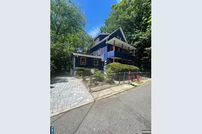 55 Garden Avenue 1 #1, Hawthorne, NJ 07506 - Photo 2