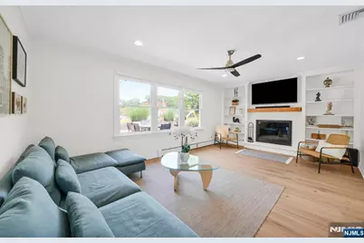 21 Tulip Terrace, Wayne, NJ 07470 - Photo 10