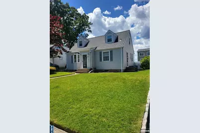 21 Woodland Drive, Hasbrouck Heights, NJ 07604 - Photo 2