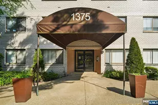 1375 River Road 1A, Edgewater, NJ 07020 - Photo 2