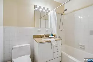 1375 River Road 1A, Edgewater, NJ 07020 - Photo 16