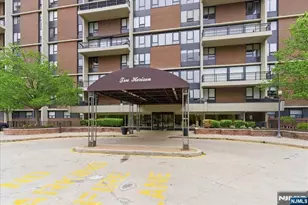 2 Horizon G16, Fort Lee, NJ 07024 - Photo 12