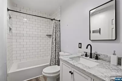 76 Bright Street 202 #202, Jersey City, NJ 07302 - Photo 4