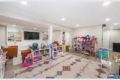 112 Lafayette Avenue, Washington Township, NJ 07676 - Photo 16
