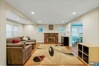 425 Beatrice Street, Teaneck Township, NJ 07666 - Photo 4