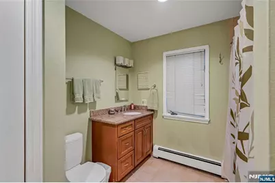 425 Beatrice Street, Teaneck Township, NJ 07666 - Photo 14